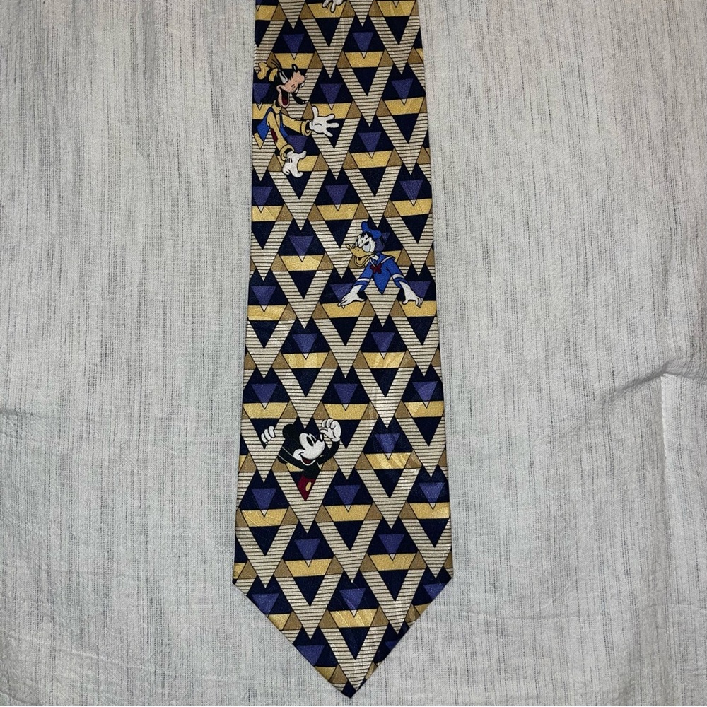Walt Disney World Geometric 100% Silk Tie, OS